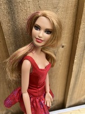 Vintage Barbie 2013 Articulated Fashionista Doll City Shine