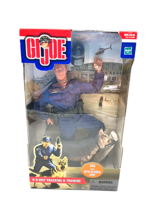 Hasbro GI Joe K-9 UNIT TRACKING & TRAINING Dog W/ Bite-&-Hold Jaw