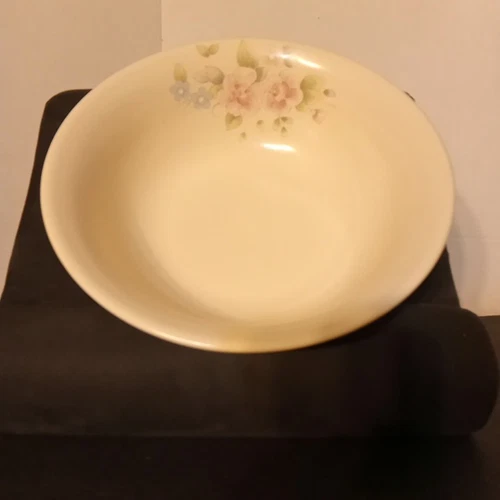 Vintage Pfaltzgraff Tea Rose Round Serving Bowl 8.5" x 3"