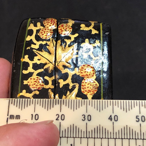 Vintage Hand Painted Papier Mache Heart Trinket Box Black Gold Birds Leaves - Picture 11 of 17