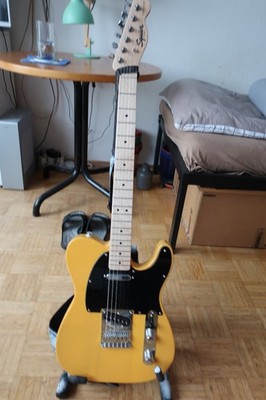 E -Gitarre Squire, Telecaster Blonde Fender mit Verstärker Scream 15Watt