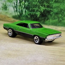 Hot Wheels '69 Dodge Charger Diecast Model 1/64 (96) Excellent Condition