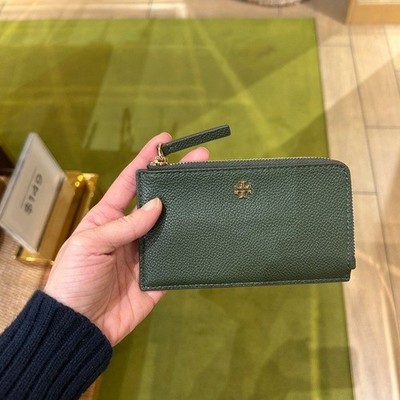 トリーバーチ　BLAKE ZIP CARD CASE　ミニ財布 NWT💚Tory Burch Blake Zip Card Case Holder in Basil Green Pebble