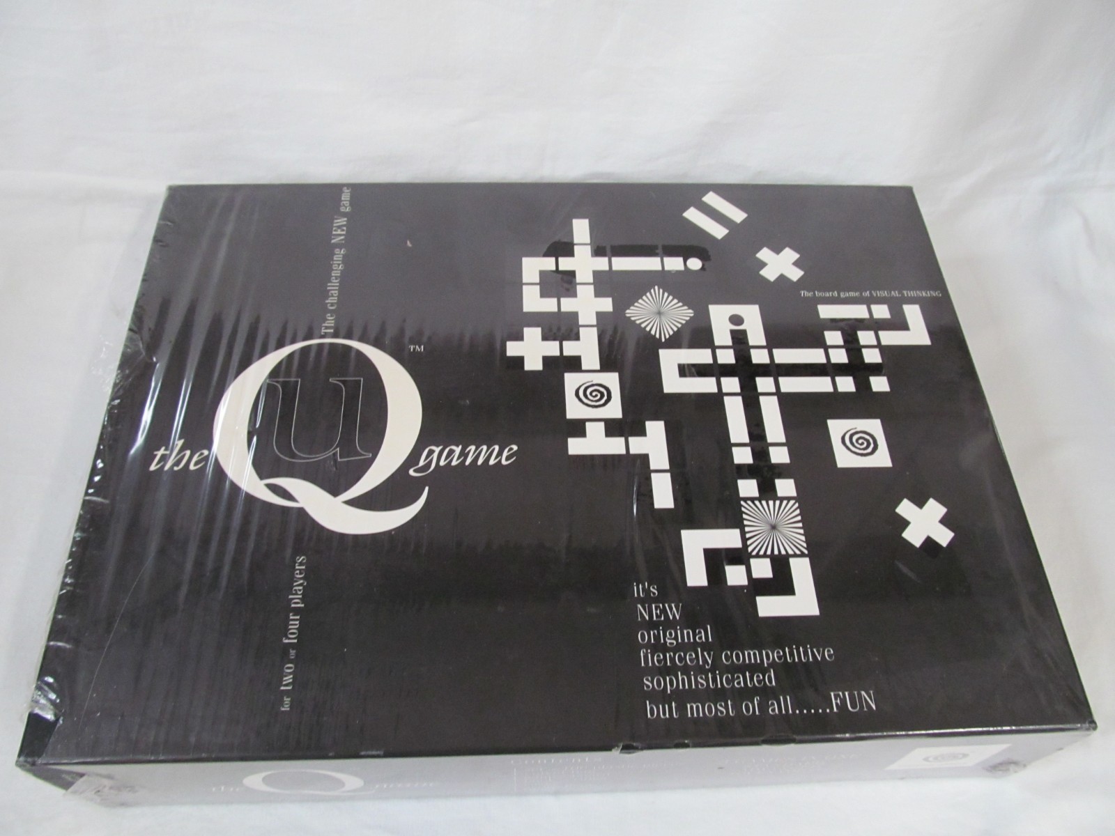 The QU Game Board Game by Thinking Game -Second Edition 2005 -Brand New/Sealed