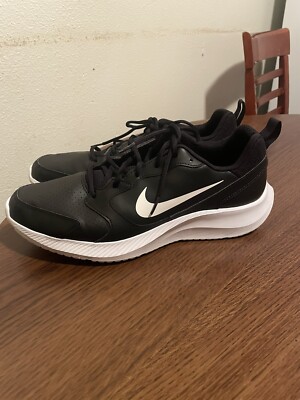 nike todos lace up