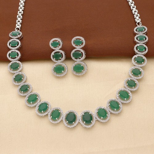 Elegant Edelstein Halo Cz Halskette Set für Damen - Bild 29 von 50