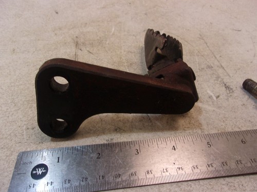 1985 YAMAHA XT600 XT 600 LEFT FOOTPEG FOOT PEG - Bild 3 von 6