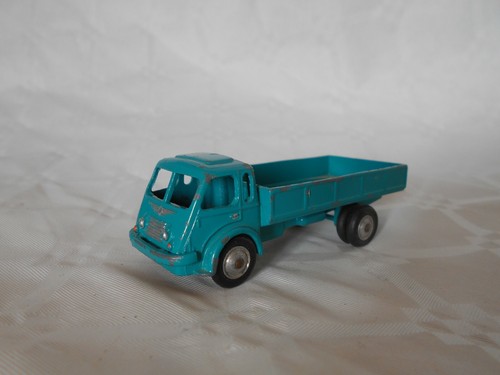 CIJ Toys france Le Renault Camion 7T truck repainted - 第 1/4 張圖片