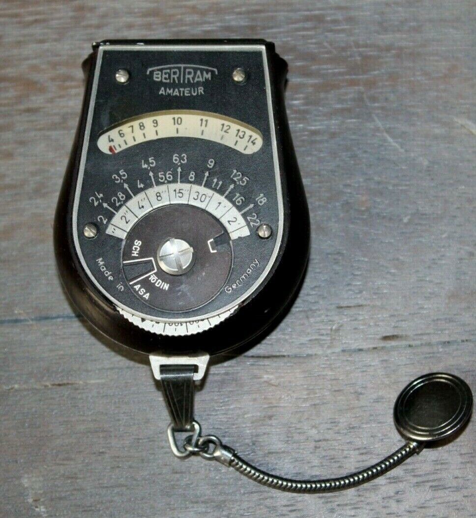 Bertram バートラム　露出計 Vintage Bertram Amateur Light Meter With Chain Made In Germany | eBay