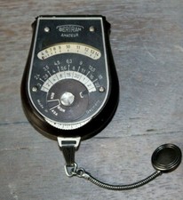 Vintage Bertram Amateur Light Meter With Chain Made In Germany