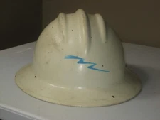 1954 HARD BOILED ED BULLARD CO HARD HAT W/LINER LIGHTNING BOLT WHITE 6 1/2-7 5/8