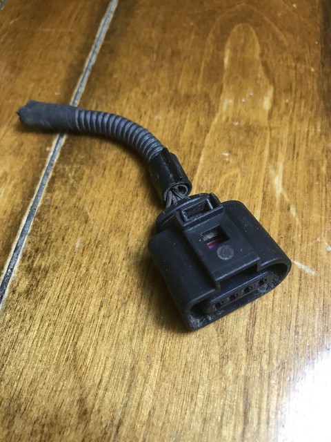 1j0973704 что за датчик