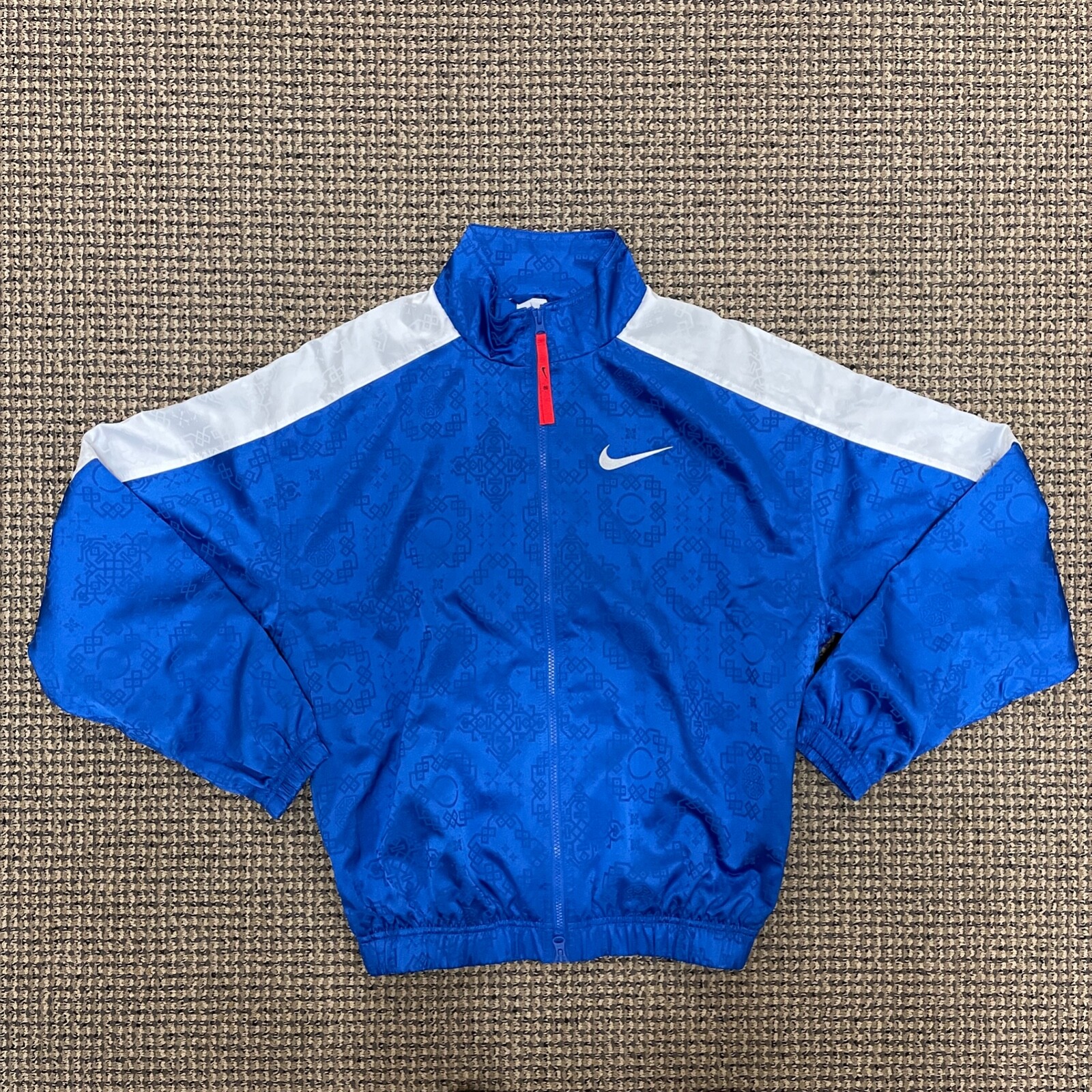 Спортивная куртка Nike NikeLab Clot Air Force 1 Silk сине-белая CT4083-480 Мужская XS