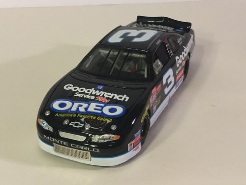 RCCA Dale Earnhardt #3 Oreo 2001 Monte Carlo Club Car 1 Of 3000 Scale 1:32 - Picture 4 of 10
