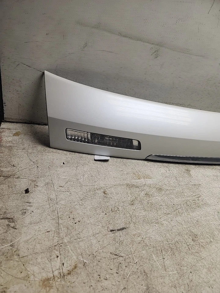 *2005-2009 Subaru Legacy Outback Tronco Tailagate Acabamento Painel Pérola BRANCO H250* - Imagem 2 de 4