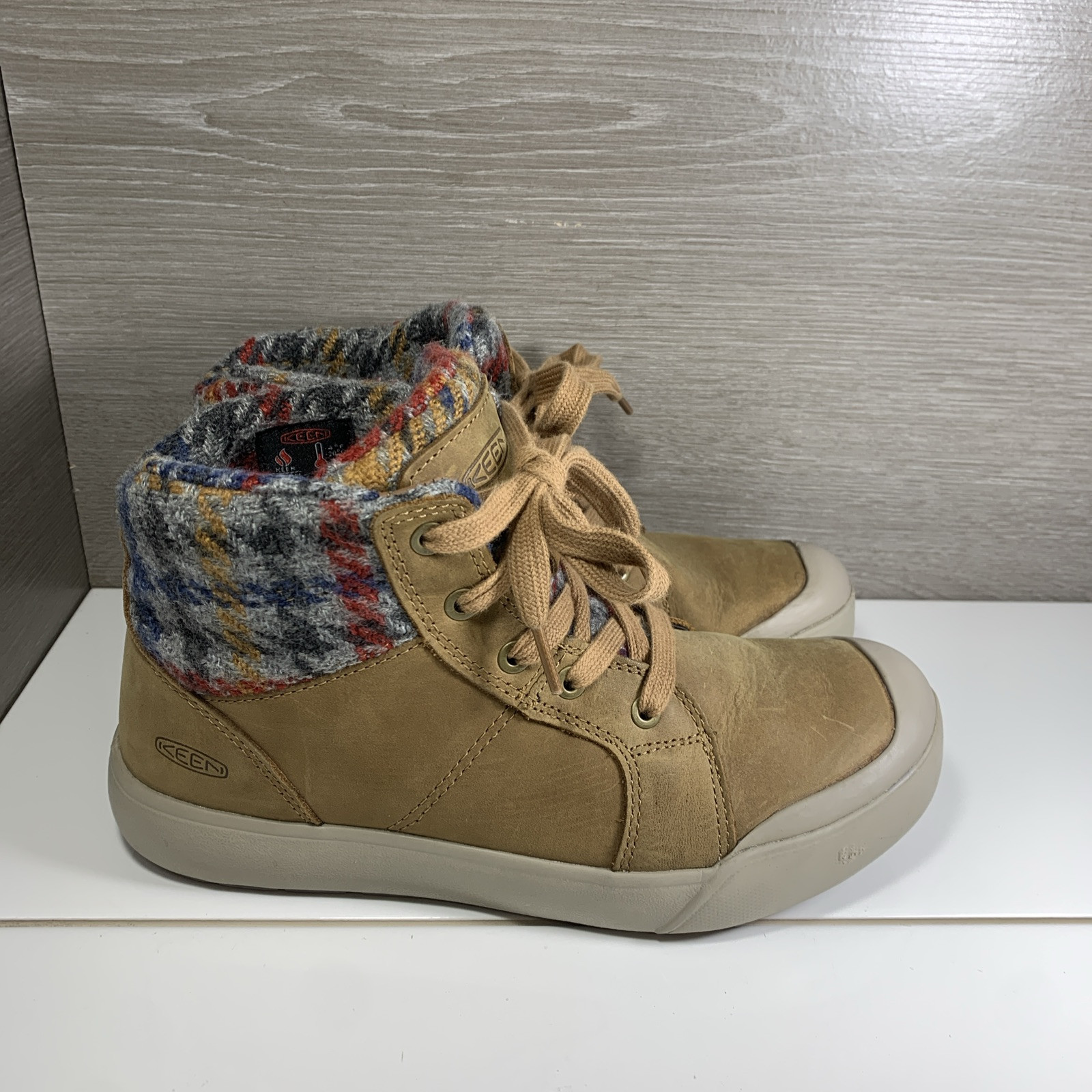 Stivaletti sneaker KEEN donna taglia 7 5 M Elena escursionismo isolati 523461 usati in ottime condizioni