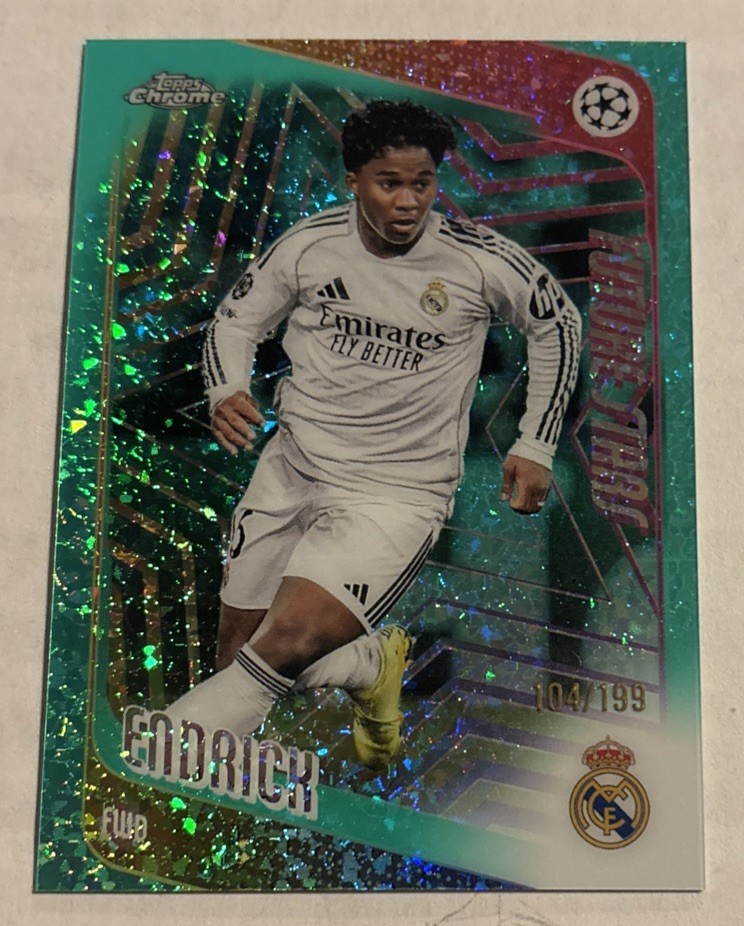 2025-26 Topps Chrome UEFA Endrick #86 Green Mini Diamonds Parallel 104/199