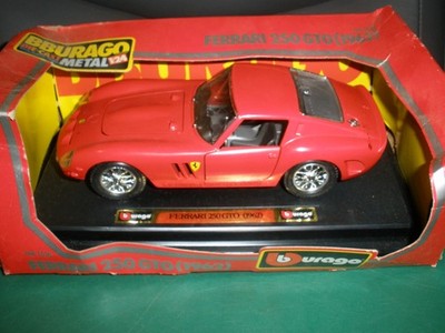 FERRARI 250 GTO 1962 1:24 DIECAST MODEL CAR BY BURAGO in Damaged Box