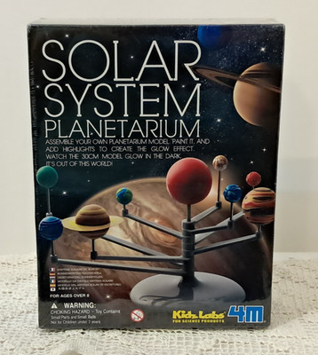 SOLAR SYSTEM PLANETARIUM MODEL 4M KIDZLABS GLOW IN THE DARK SOLAR SYSTEM MODEL