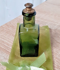 Kleiner Glasflakon mundgeblasen CHERAMY FRANCE  1920er  Kork-Messingverschluss