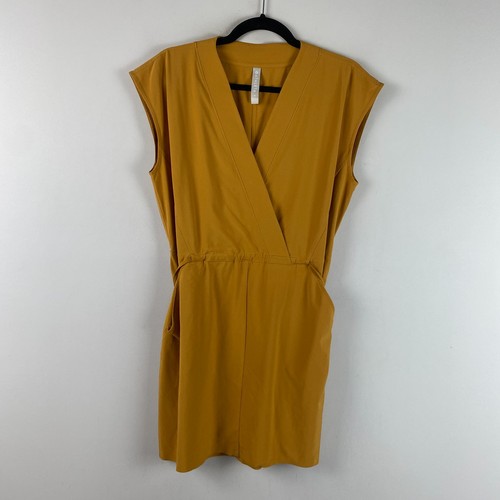 Athleta Marlow Tuscan Gold Short Sleeve Lightweight Romper Womens Small