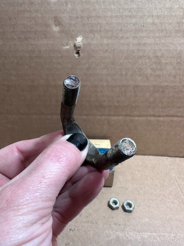1966-1977 Ford Bronco NOS Universal U Joint U-Bolt C8UZ-4529-A - Picture 4 of 6