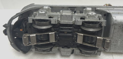 LIONEL POSTWAR "O" 2343 SANTA FE F3 A POWERED CHASSIS, E-UNIT/HORN- WORKS GREAT - Picture 18 of 20