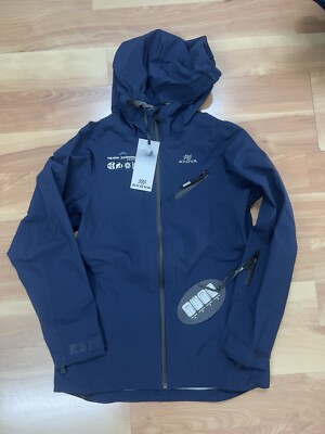 BRAND NEW AKOVA SKI/SNOWBOARD JACKET