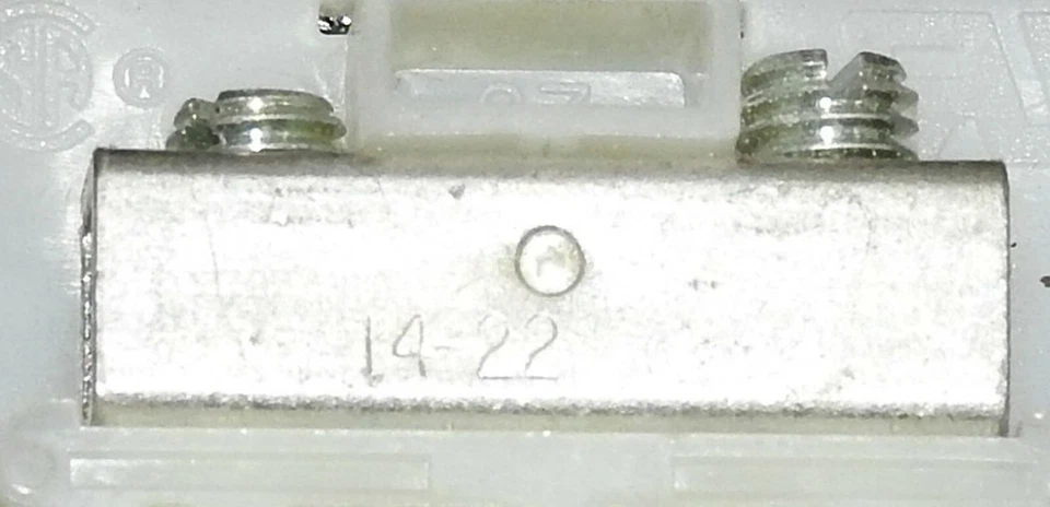 24 pieces Allen Bradley 1492-F1 and 7pcs of 1492-N17 - Image 2 of 4