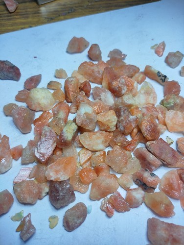 Raw Sunstone Rough Gemstones - Beautiful Natural Stones - Picture 2 of 5