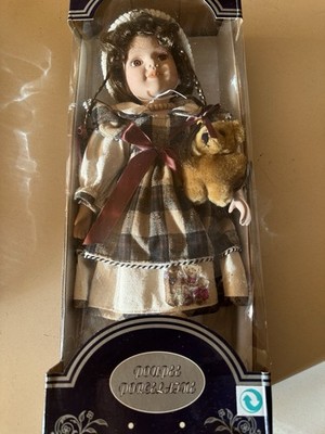 Porzellanpuppe  Senator Collection  mit Originalverpackung Guter Zustand