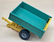 Britains 9565 Kippanhänger 1979 1:32 Farm grün gelb Oldtimer mit Heckklappe