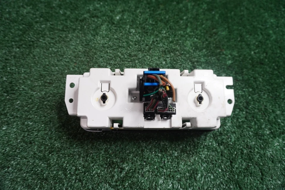 Chevrolet Cobalt Temperature 2007 2008 2009 panel de control de aire acondicionado OEM 15890411 Foto 3 de 4