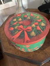 Hat Box with Cardinal Red Birds, Apples, And Pears Motif. Vintage 13X6.5 In.