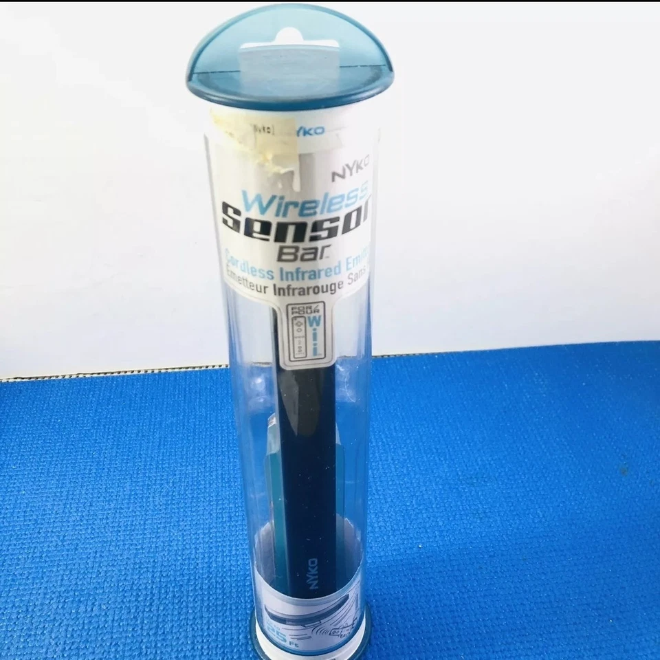 NEW Nyko Wireless Sensor Bar for Wii Cordless Infrared Emitter - Image 3 of 4