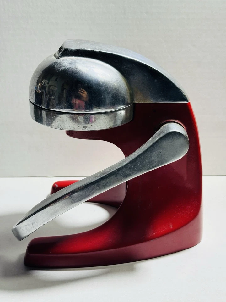 Exprimidor Atlántico vintage rojo de Italia Foto 2 de 4