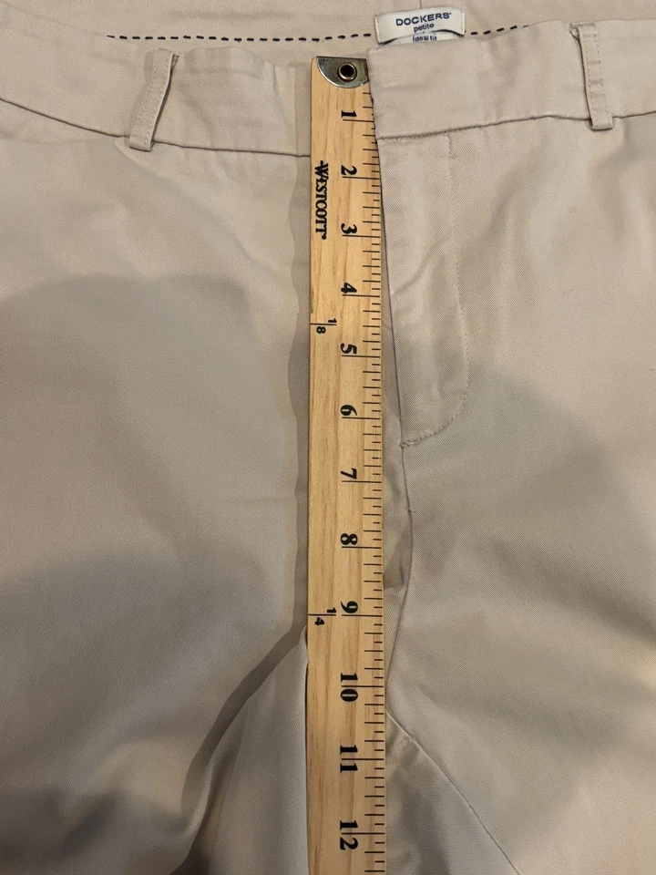 Pantalones Dockers Mujer 16P Med Petites Beige Ajuste Ideal Pantalones Carrera Preppy Foto 4 de 4