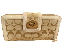 Vtg Coach Ladies Turn Lock Wallet Signtaure Series Jaquard Leather Brown Tan