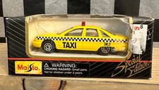 Maisto Chevrolet Chevy Caprice Taxi Yellow w/Original Box 1991
