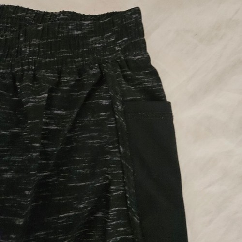 Land's End Girls Athletic Side Pocket Shorts XL - Picture 3 of 7