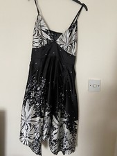 Ladies Unbranded Dress Size:M (NEW)