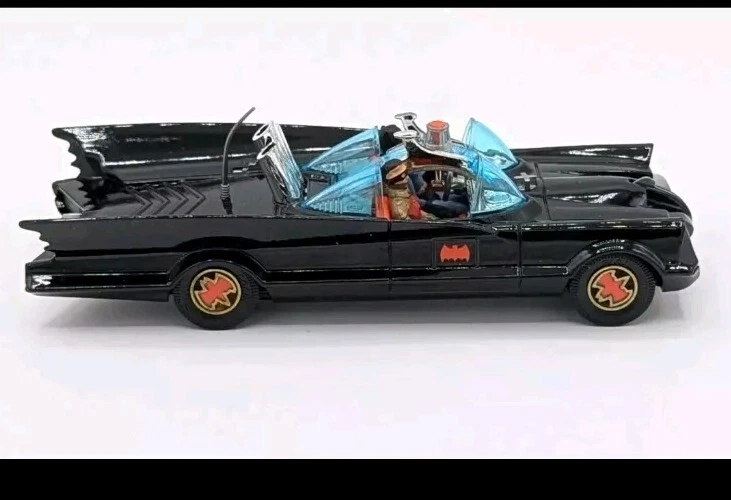 Corgi Model Club Batmobile # 267 Gloss Black 2024 1:50 REISSUE 2024 ship from US — 第 3/4 张图片