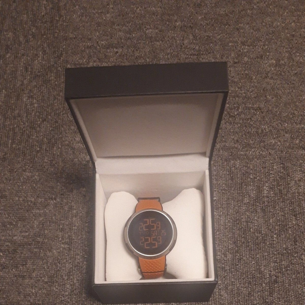 Montre pour homme GUCCII Gucci cadran numérique orange x caoutchouc noir YA114104