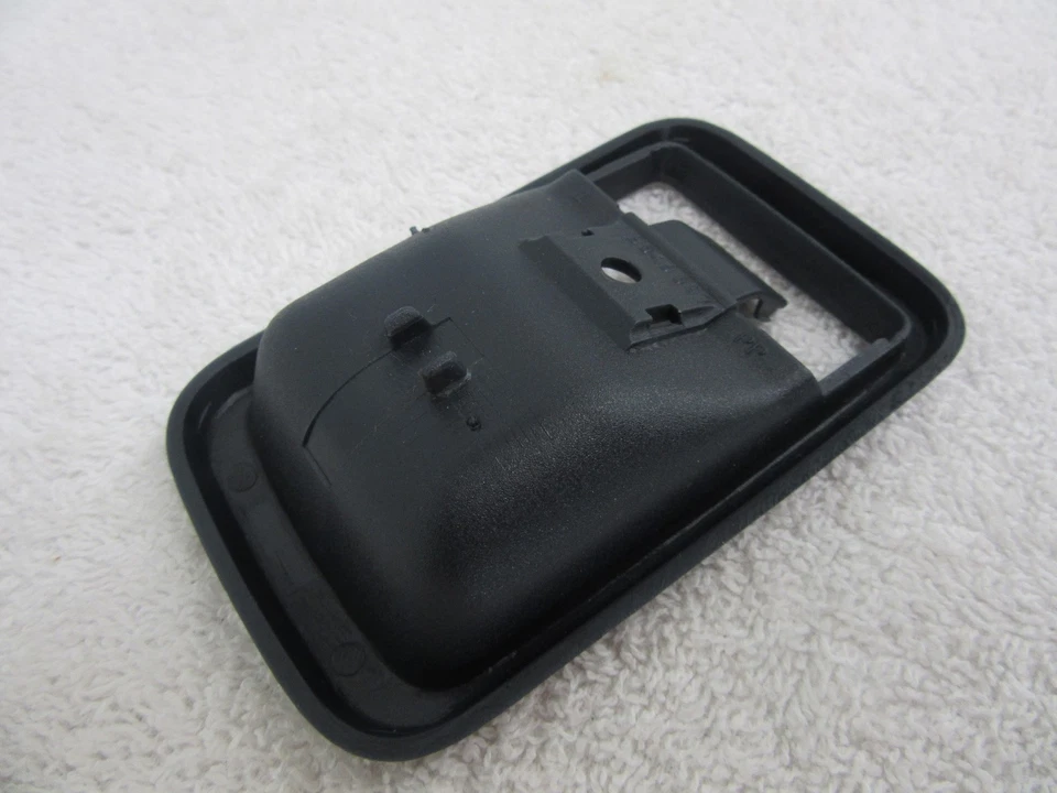 Cubierta interior de manija de puerta azul MB730746 dp Dodge Eagle Plymouth 1989-1992 nuevo de lote Foto 4 de 4