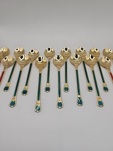 Cucharas de postre café moca con acento rojo y verde chapadas en oro 15 piezas - Imagen 2 de 8