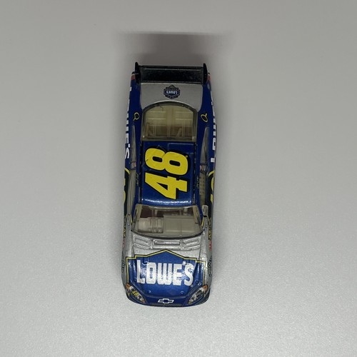 LOOSE 2008 #48 Lowes Chevy Jimmie Johnson 1/64 NASCAR COT Lionel Diecast - Imagen 9 de 11