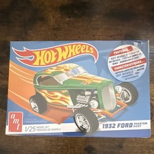 Hot Wheels 1932 Ford Phantom Vicky Hot Wheels 1932 Ford Phantom Vicky