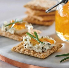 Triscuit original whole Grain wheat crackers Vegan Crackers Healthy Snacks ...