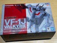 BANDAI DX Chogokin VF-1J Valkyrie Hikaru Ichijo Macross Limited Action Figure