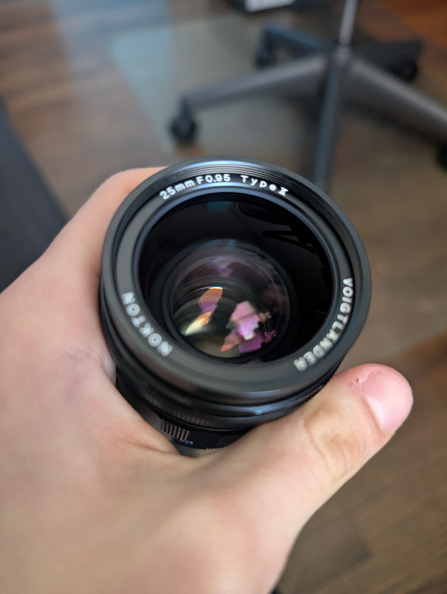 MINT Voigtlander 25mm f0.95 Nokton Lens MFT Mount | eBay MINT Voigtlander 25mm f0.95 Nokton Lens MFT Mount | eBay